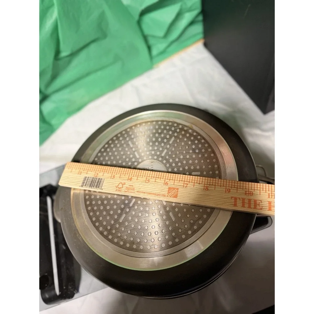 The Unbranded Brand nonstick deep